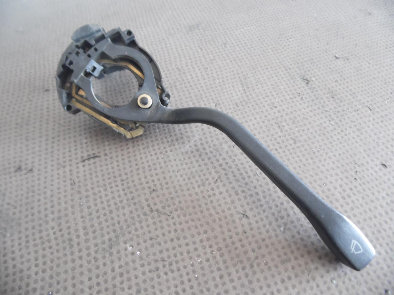 COMMODO ESSUIE-GLACE 47795390201C PORSCHE 924 LesAnciennes.com