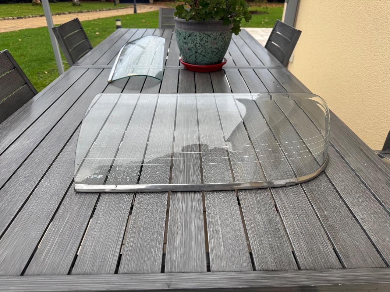 VITRINE COMPLÈTE CITROEN SM LesAnciennes.com