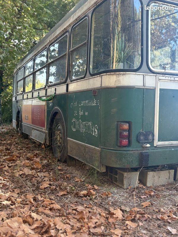 BERLIET 560 PGR - 1970 LesAnciennes.com