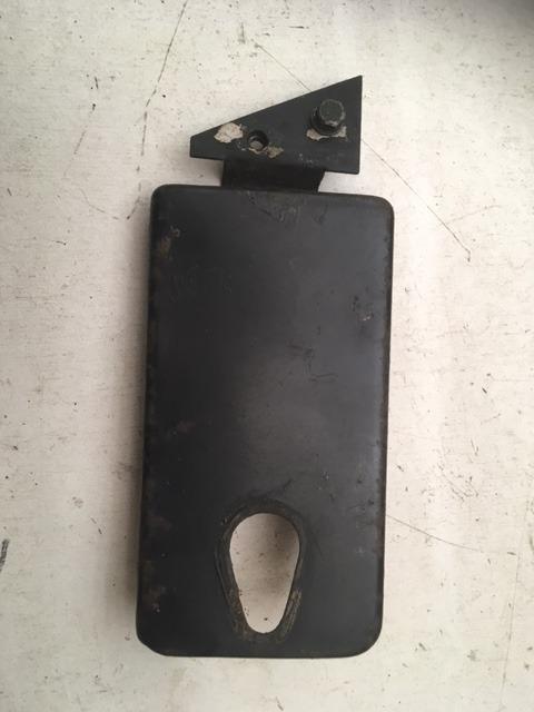 Trappe essence VOLVO 1800 ES LesAnciennes.com