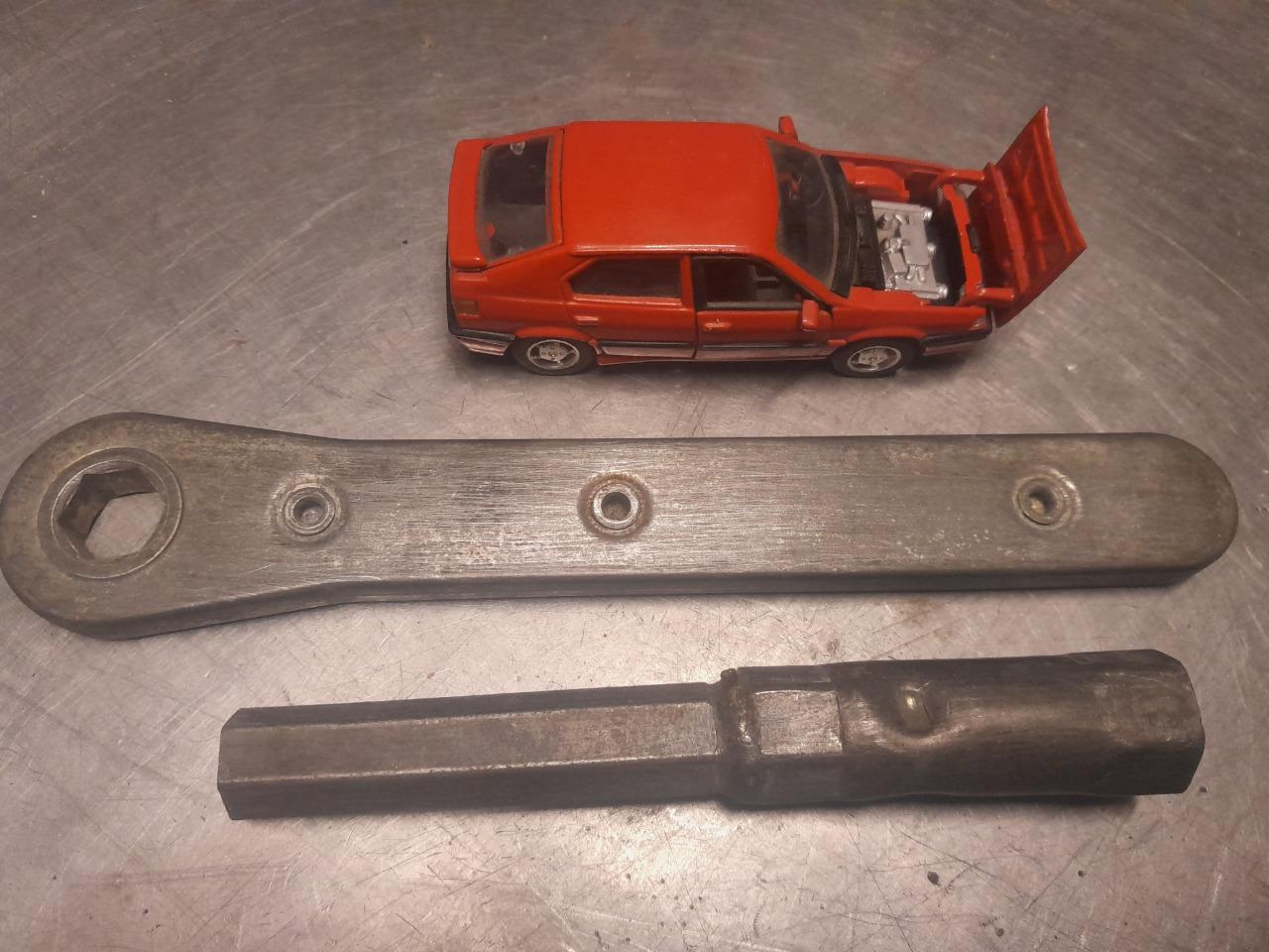 ALFA ROMEO 33 16v - Racagnac bougies LesAnciennes.com