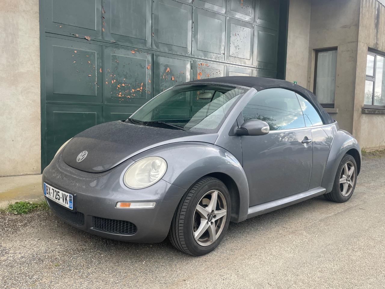 VOLKSWAGEN New Beetle - 2006 LesAnciennes.com