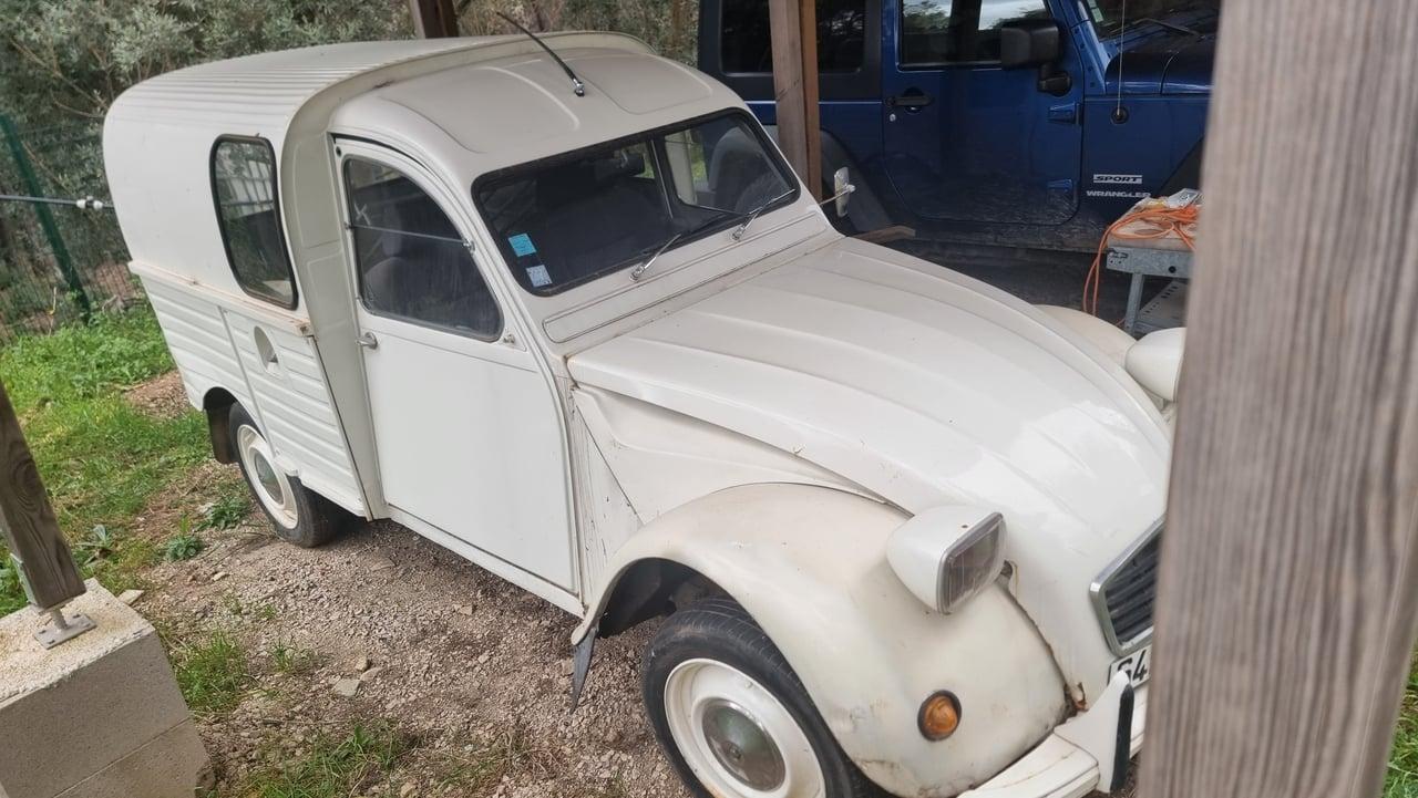 1977 Citroën 2CV Fourgonette LesAnciennes.com