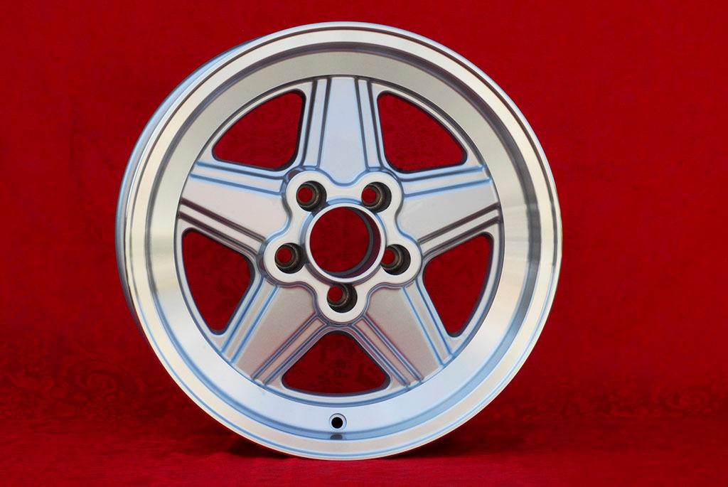 1 pc. jante Mercedes Penta 8x16 ET28 1986- w107 W1 LesAnciennes.com