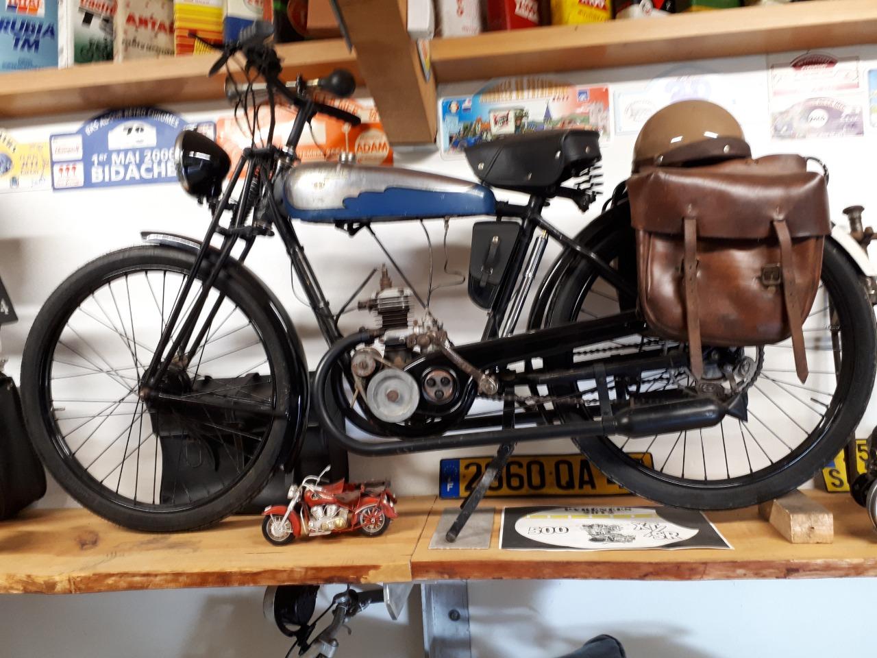 MOTOBECANE B1 V2 grand routier - 1937 LesAnciennes.com