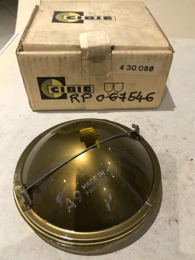 2 Phares additionnels ronds jaune LesAnciennes.com