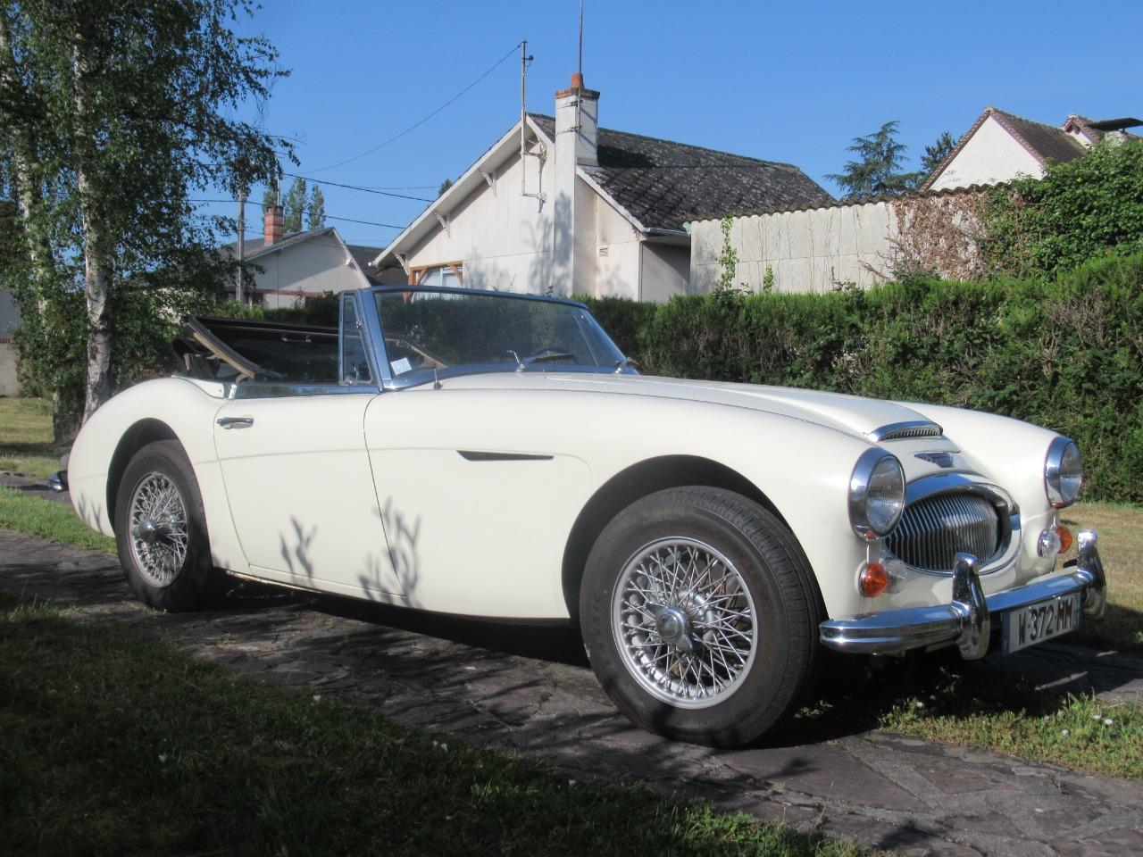 AUSTIN HEALEY 3000 MKIII - 1966 LesAnciennes.com