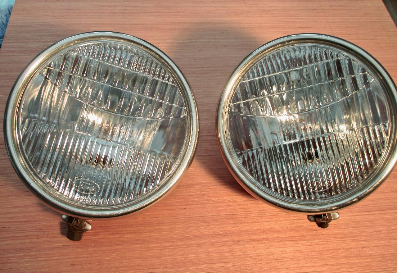 PAIRE DE PHARES FORD A (1928 – 1931) LesAnciennes.com