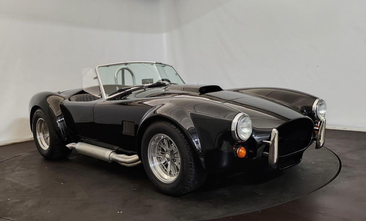 1991 AC Cobra 427 LesAnciennes.com