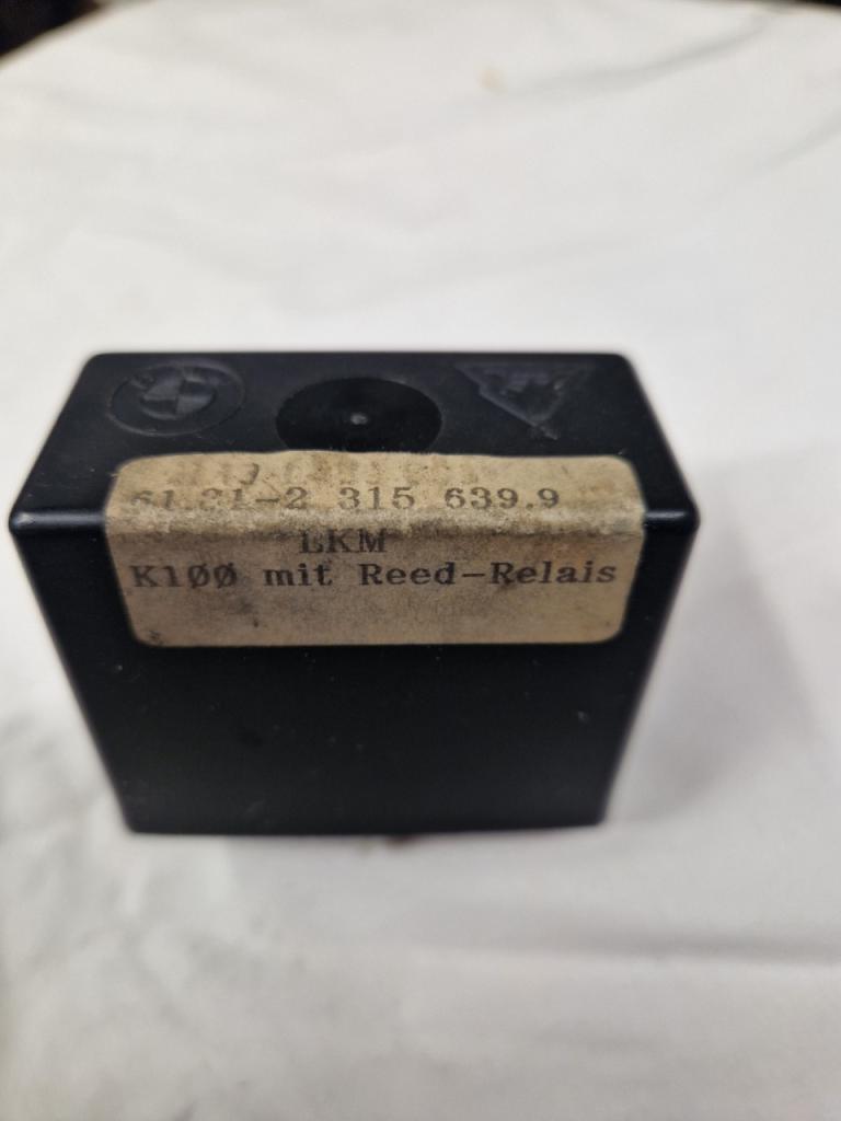 Relais BMW K100 LesAnciennes.com