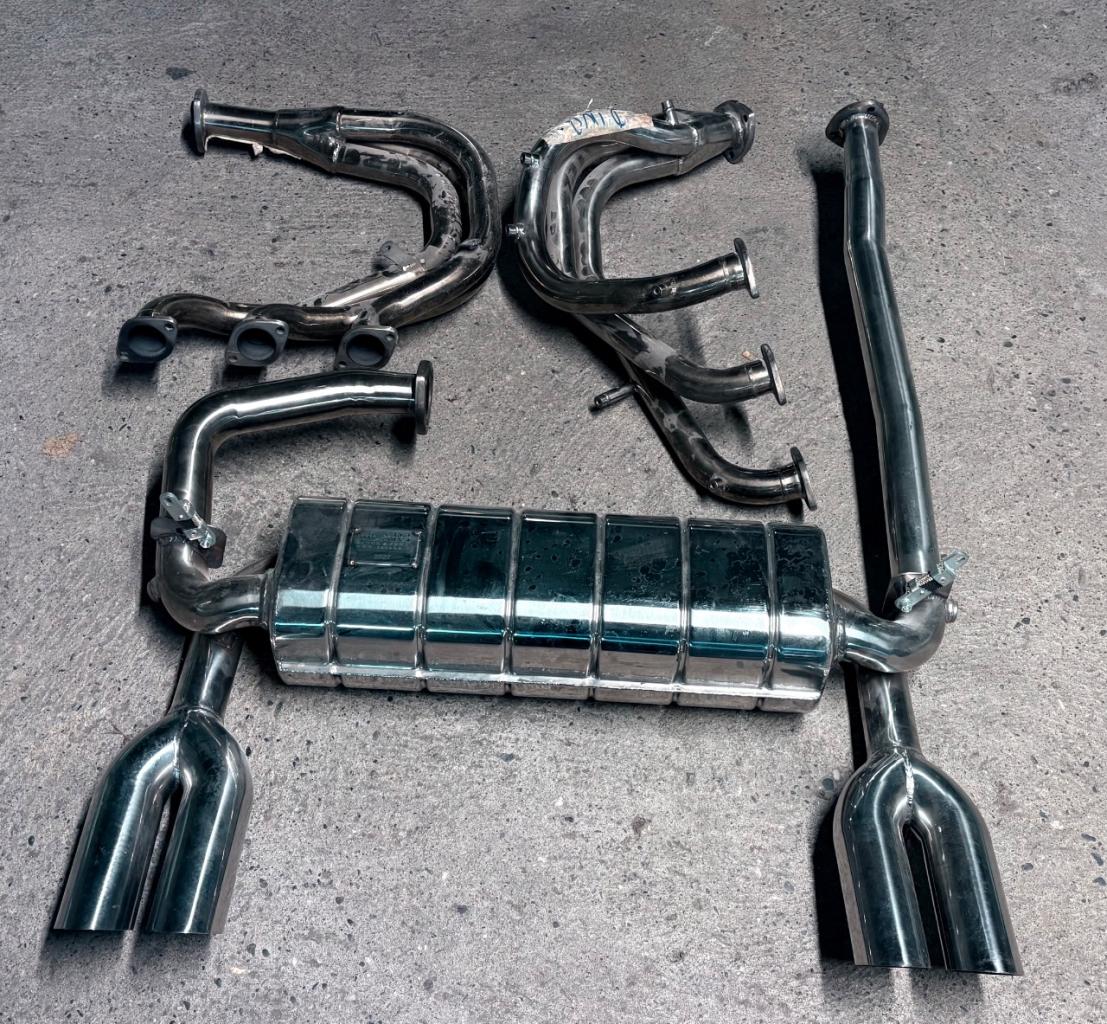 Ligne échappement FERRARI Dino 246 GT LesAnciennes.com