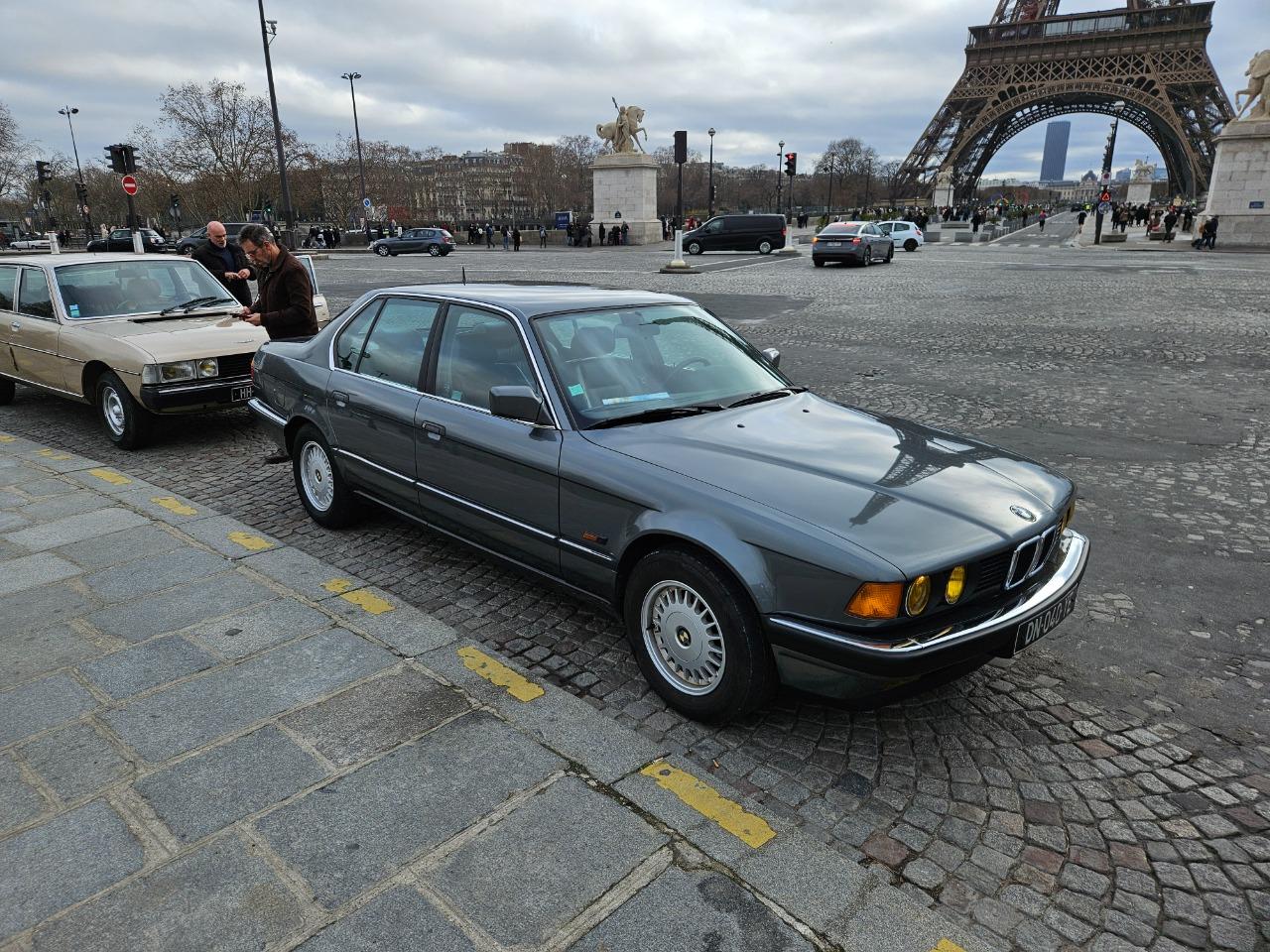 BMW 730 E32 - 1990 LesAnciennes.com