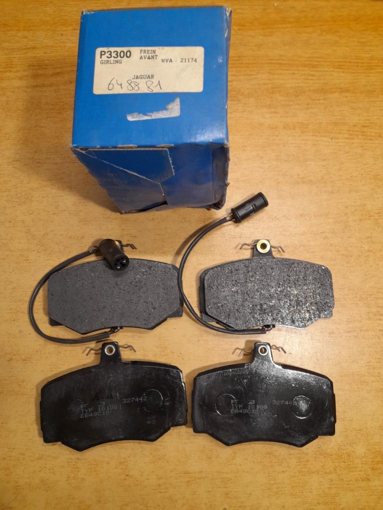 Plaquettes de frein avant Jaguar AJ6 XJ6 LesAnciennes.com