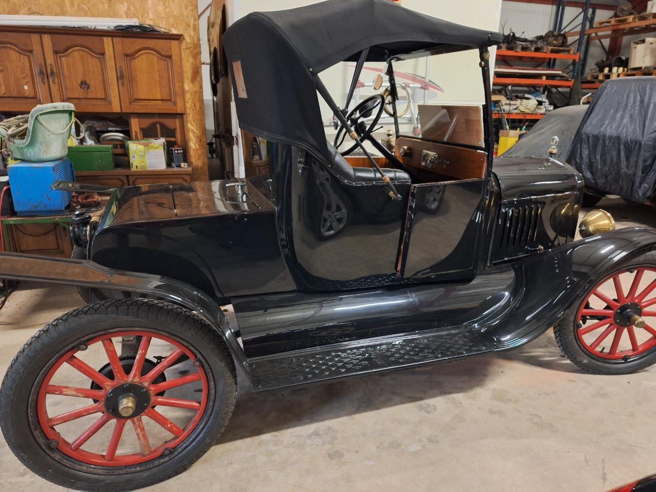 FORD T - 1923 LesAnciennes.com