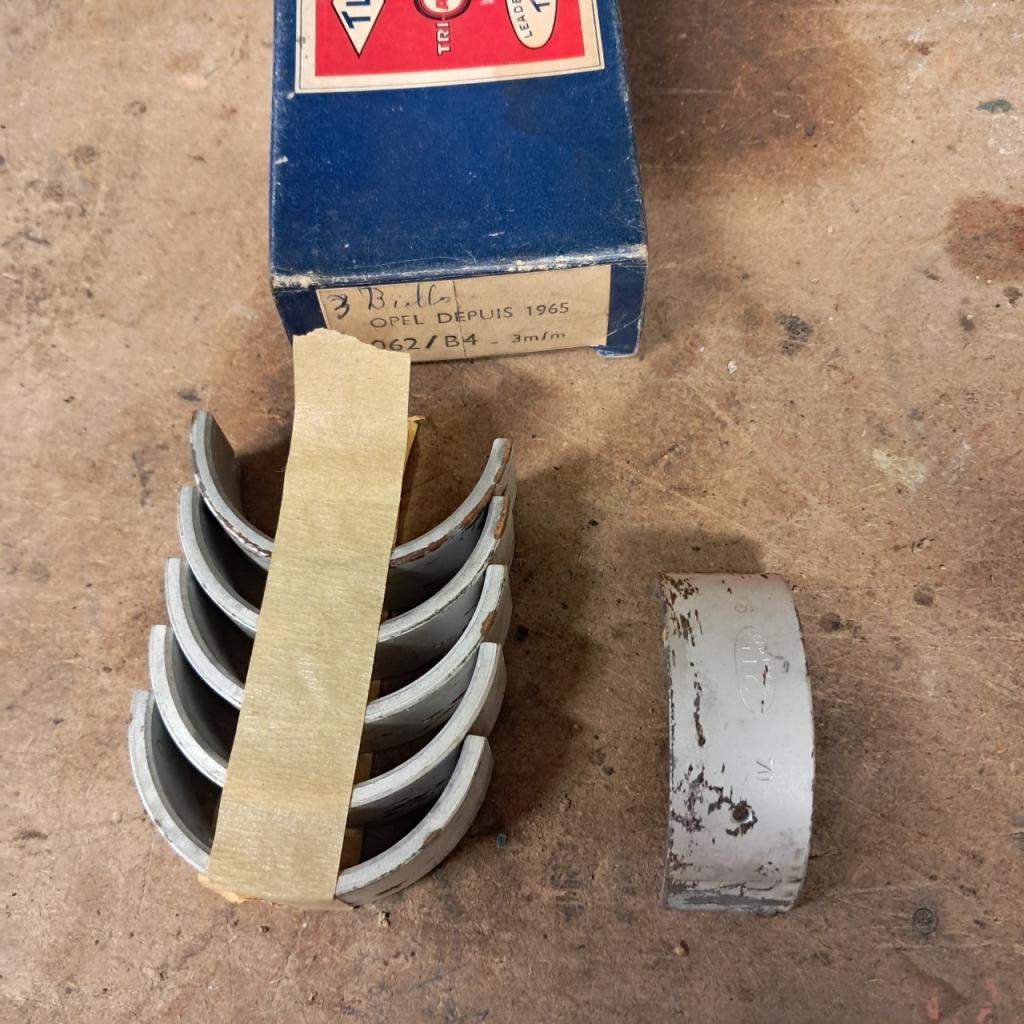 3 paires de coussinets OPEL Depuis 65 LesAnciennes.com