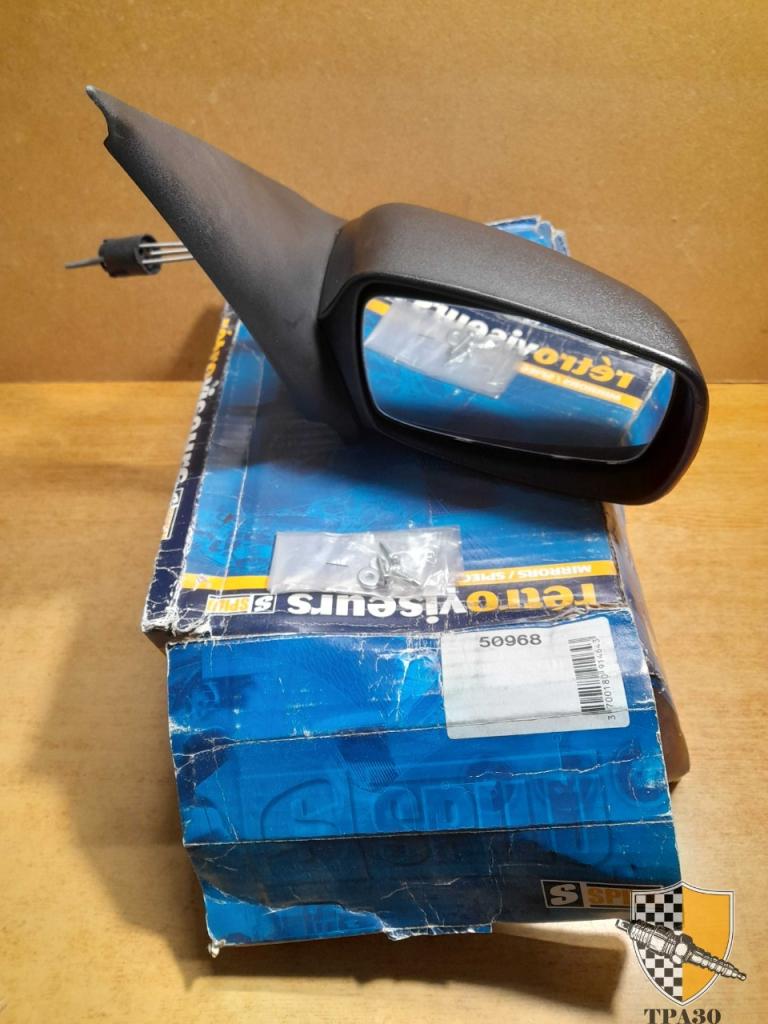 Rétroviseur Droit Ford Fiesta MK4 LesAnciennes.com