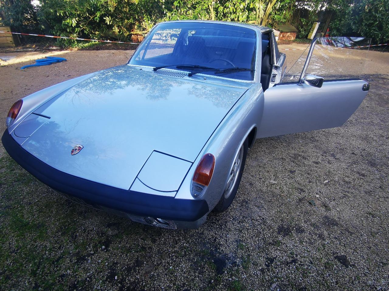 PORSCHE 914 2.0 litres - 1974 LesAnciennes.com