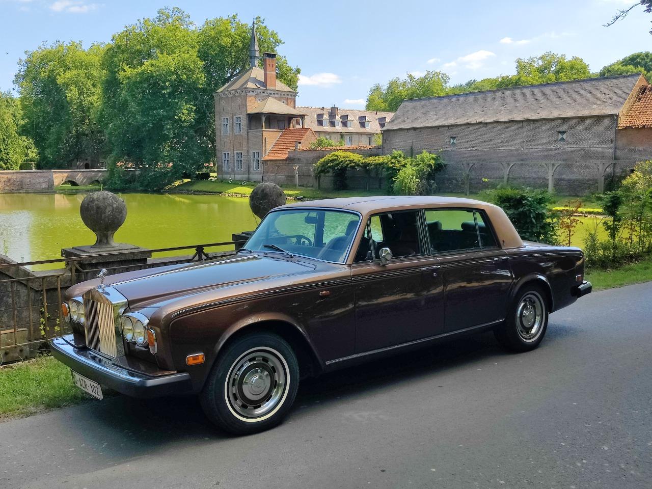 ROLLS ROYCE Silver Shadow LWB - 1976 LesAnciennes.com