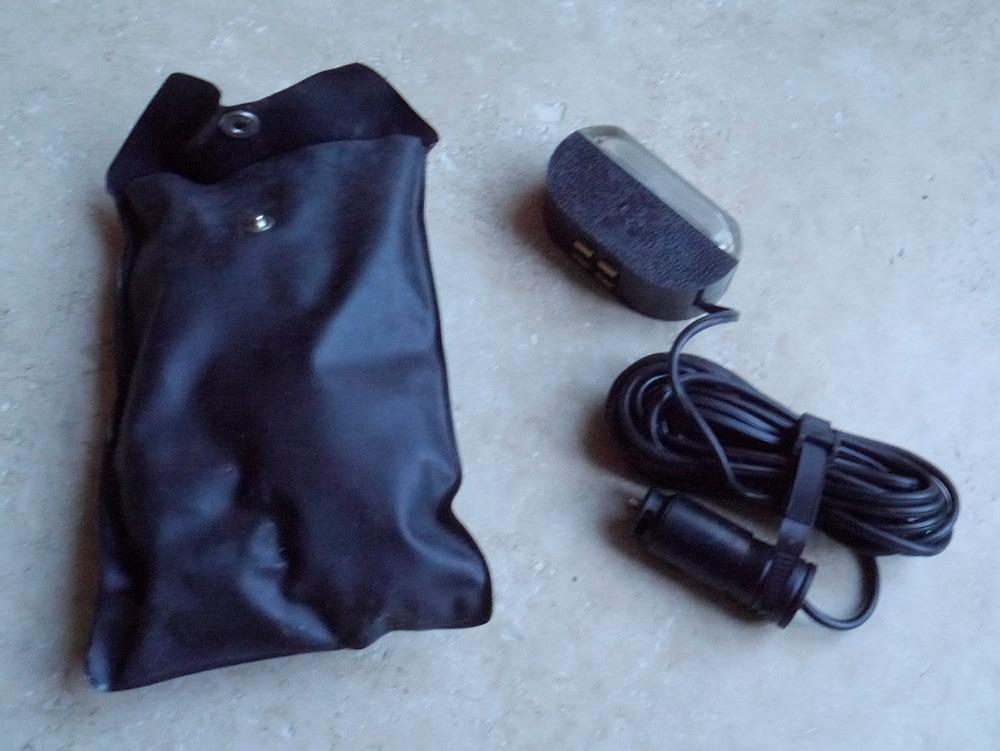 Lampe magnétique d'origine FERRARI années 80 LesAnciennes.com