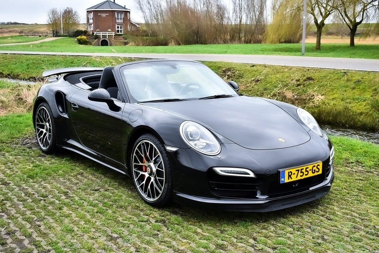 2014 Porsche 911 Turbo 991 Cabriolet LesAnciennes.com