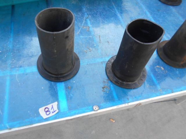 Isolateurs supérieurs ressorts De Tomaso Pantera LesAnciennes.com