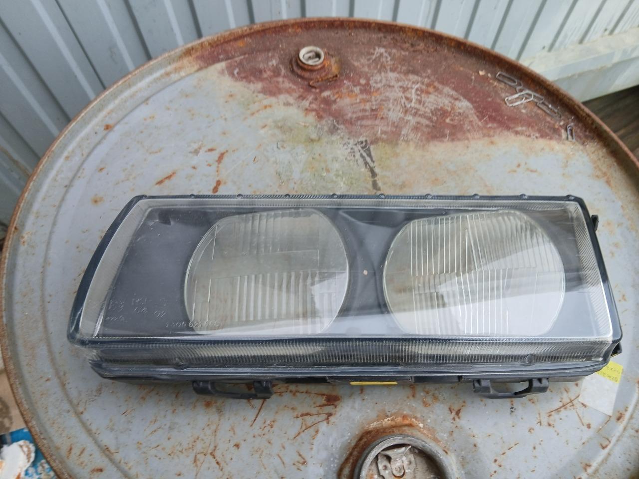 Verre de phare BMW 320 E36 LesAnciennes.com