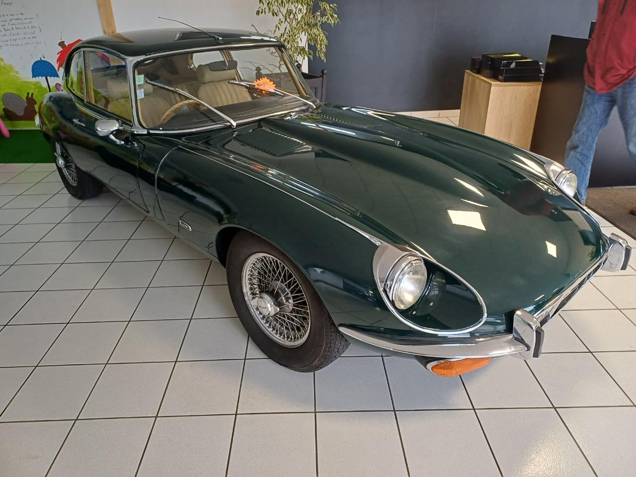 JAGUAR Type E V12 5.3l 2+2 276cv - 1973 LesAnciennes.com