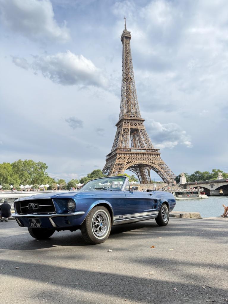FORD Mustang GTA - 1967 LesAnciennes.com