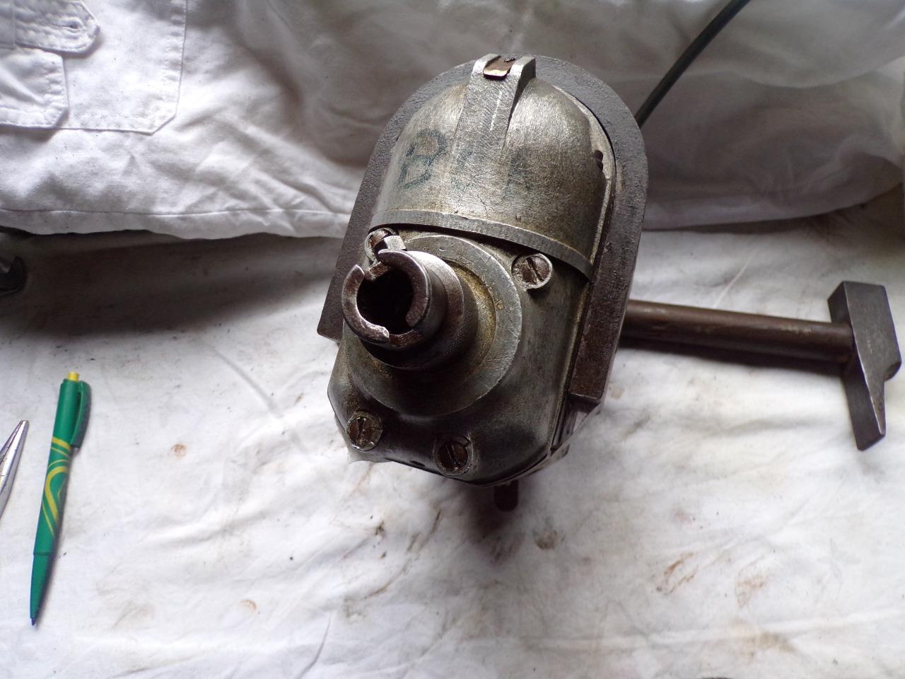 Magnéto DIVERS magnéto C4 LesAnciennes.com