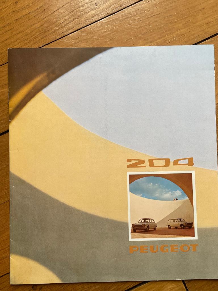 PEUGEOT 204 CATALOGUE 1974. LesAnciennes.com