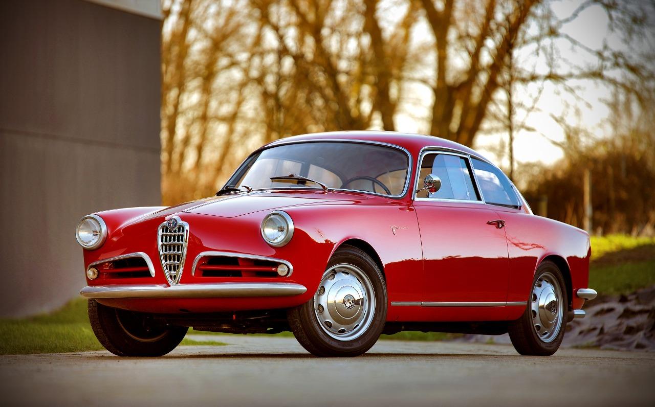 ALFA ROMEO Giulietta Veloce Alleggerita - 1957 LesAnciennes.com