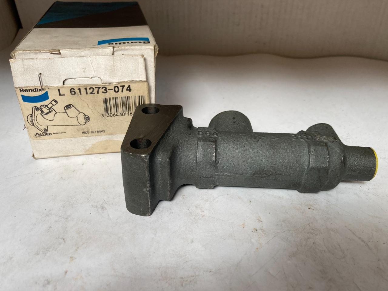 Maitre cylindre neuf CITROEN Dyane 4 Méhari LesAnciennes.com