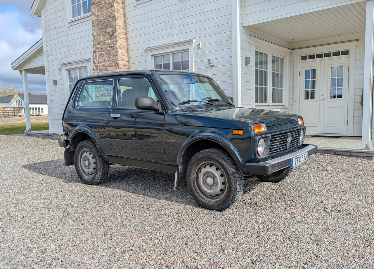 2013 Lada Niva 4x4 LesAnciennes.com