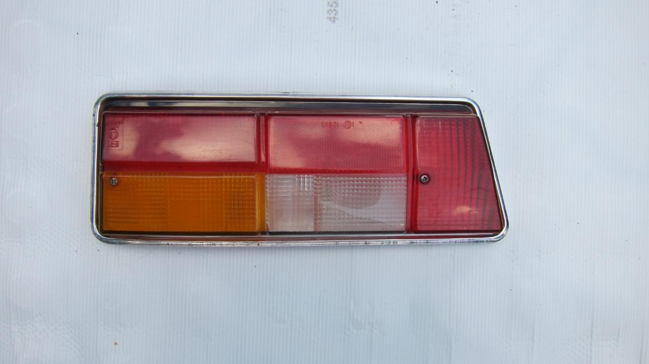 Cabochons droit feu arriére Simca 1100 LesAnciennes.com