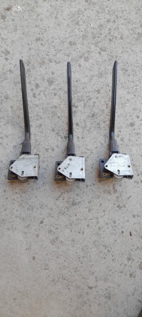 PEUGEOT 104 commande manette clignotant LesAnciennes.com
