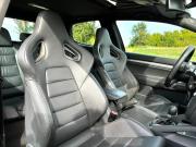 image_9-VOLKSWAGEN Golf V R32 - 2005