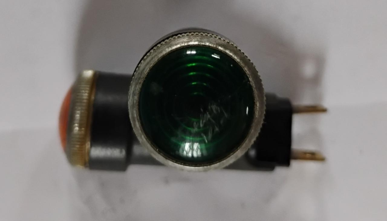 ✅ VOYANTS VERT/ORANGE LesAnciennes.com