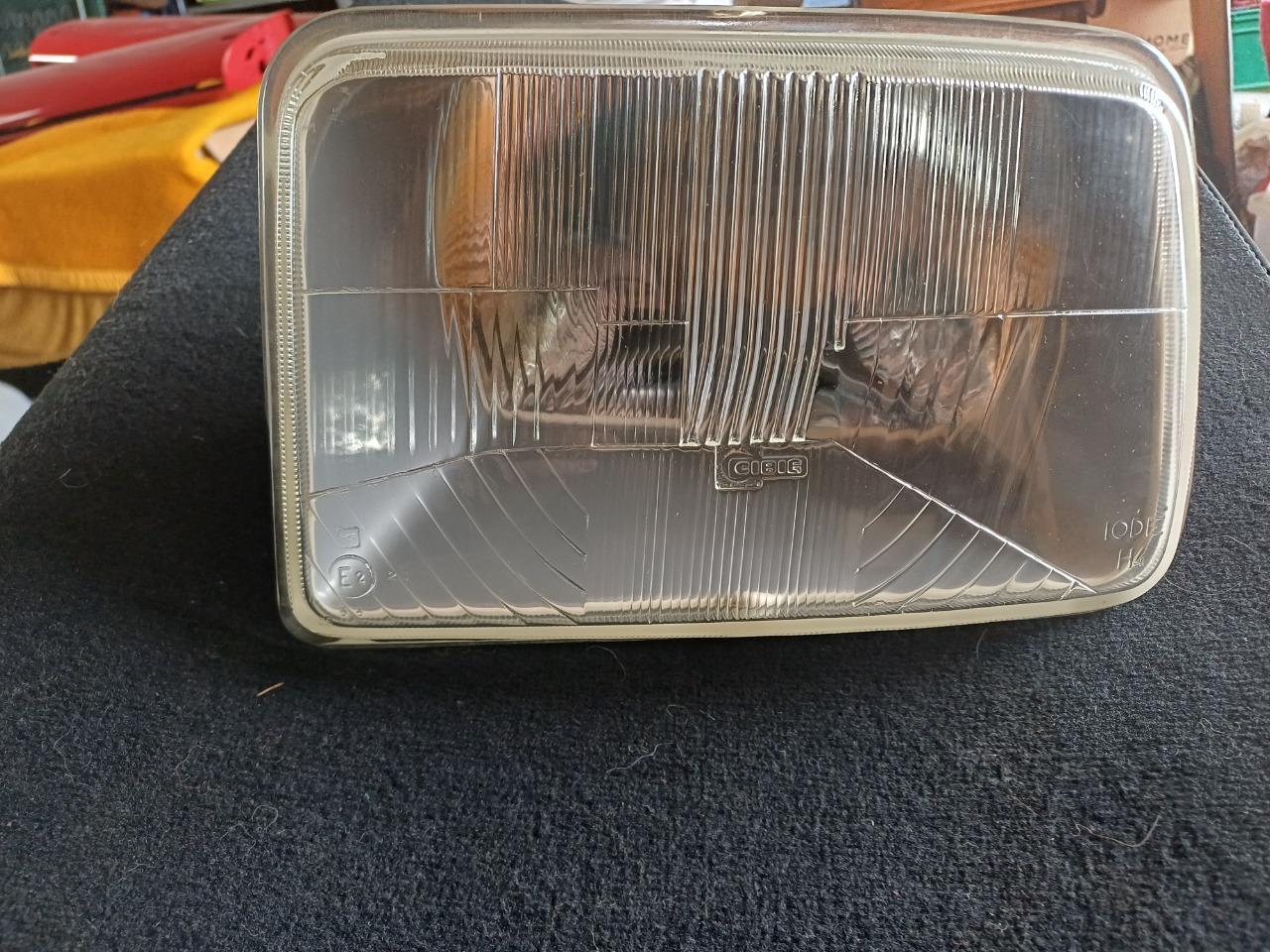 Optique de phare RENAULT 5 (R5) LesAnciennes.com