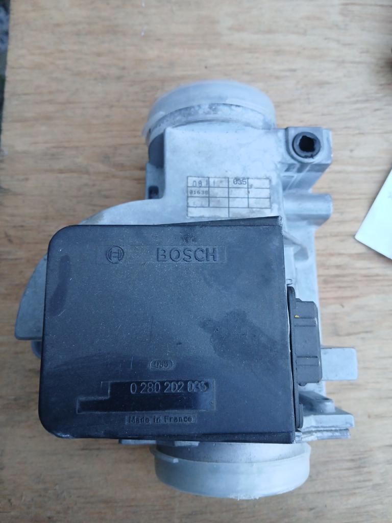 Débitmètre VOLVO 740 LesAnciennes.com