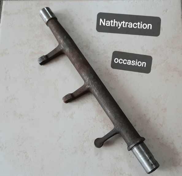 Arbre de commande butée embrayage TRACTION LesAnciennes.com