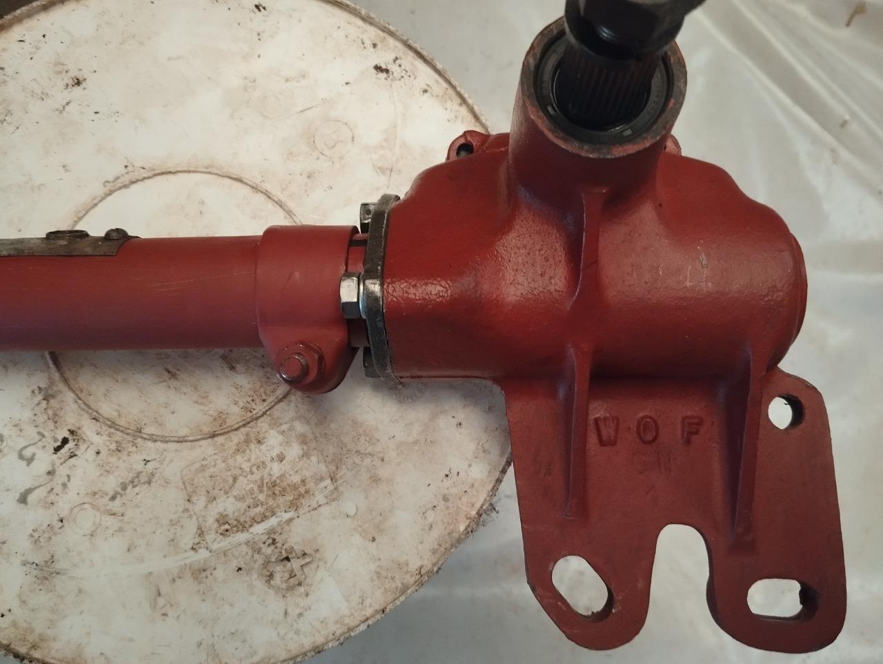 Boitier de direction JEEP Willys LesAnciennes.com