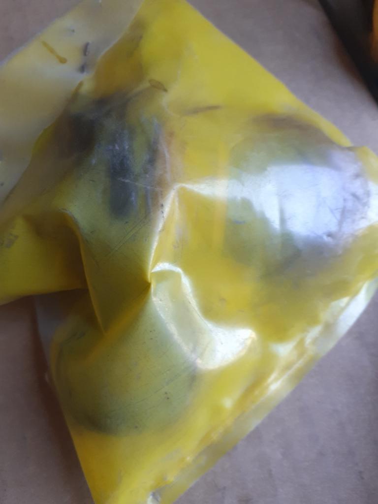 Pochette bagues RENAULT 4 (R4) LesAnciennes.com