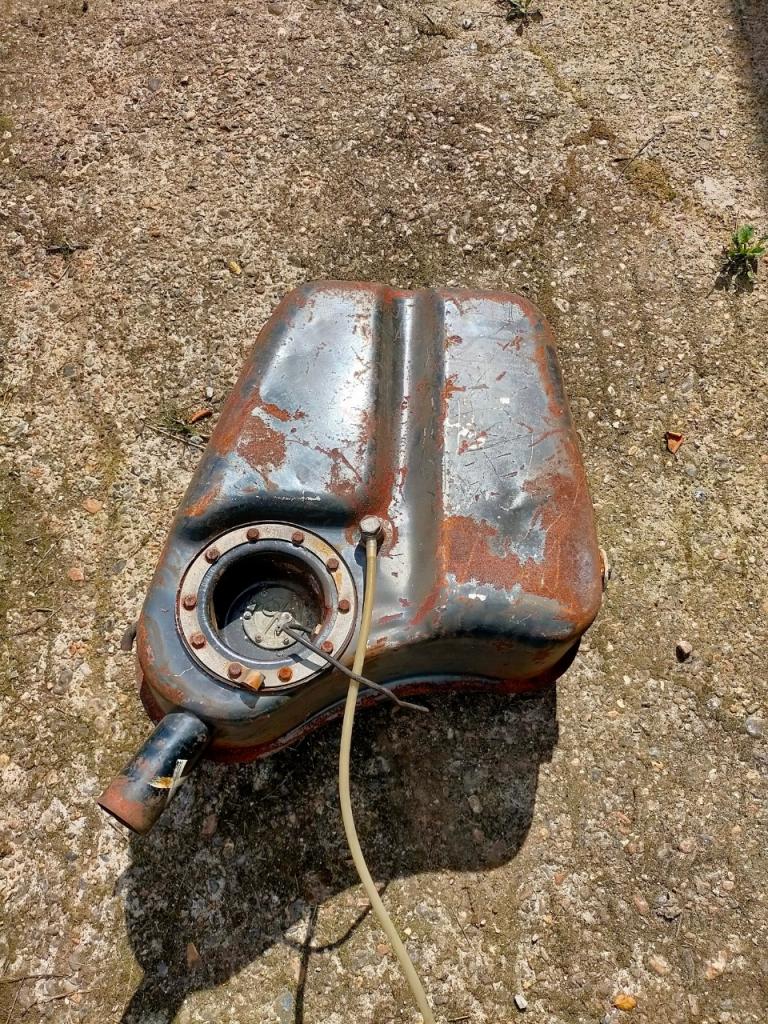 Réservoir JAGUAR MK10 à vendre