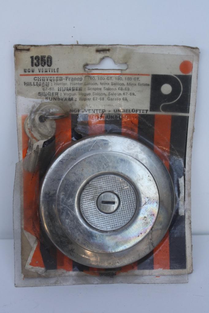 Bouchon de réservoir Antivol PJ Neuf Chrysler 160 LesAnciennes.com