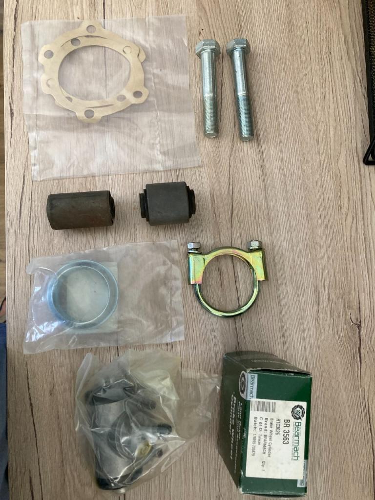 Pièces LAND ROVER Defender 90/110 LesAnciennes.com