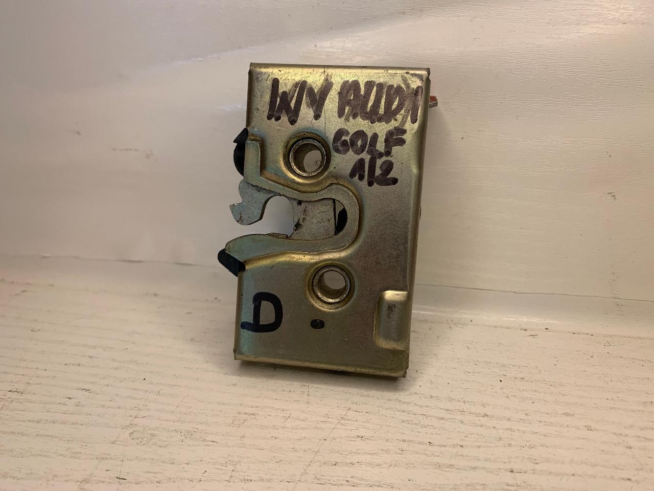 Serrure porte droite VOLKSWAGEN Golf 1/2 LesAnciennes.com