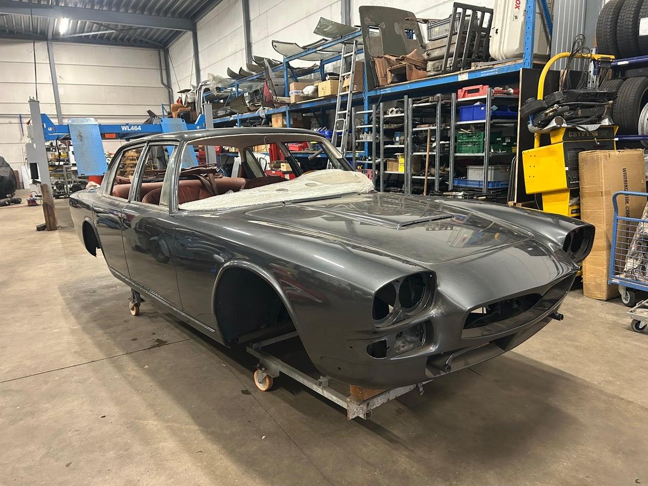 1966 Maserati Quattroporte Series 1 Project LesAnciennes.com