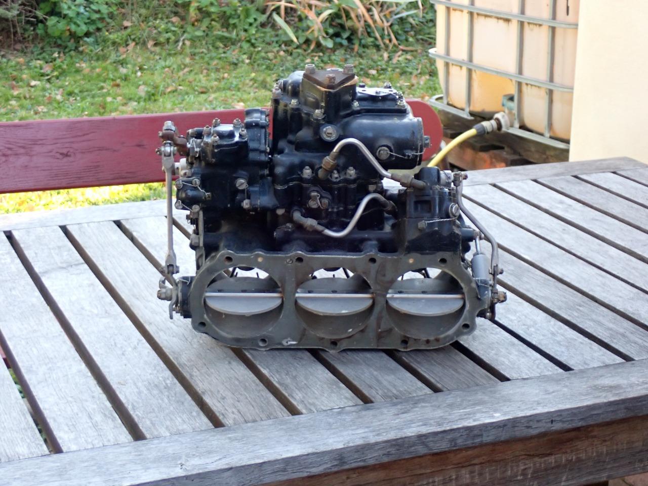 Carburateur moteur en étiole LesAnciennes.com