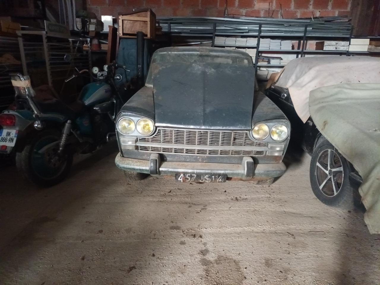 FIAT 2300 Berlina - 1966 LesAnciennes.com