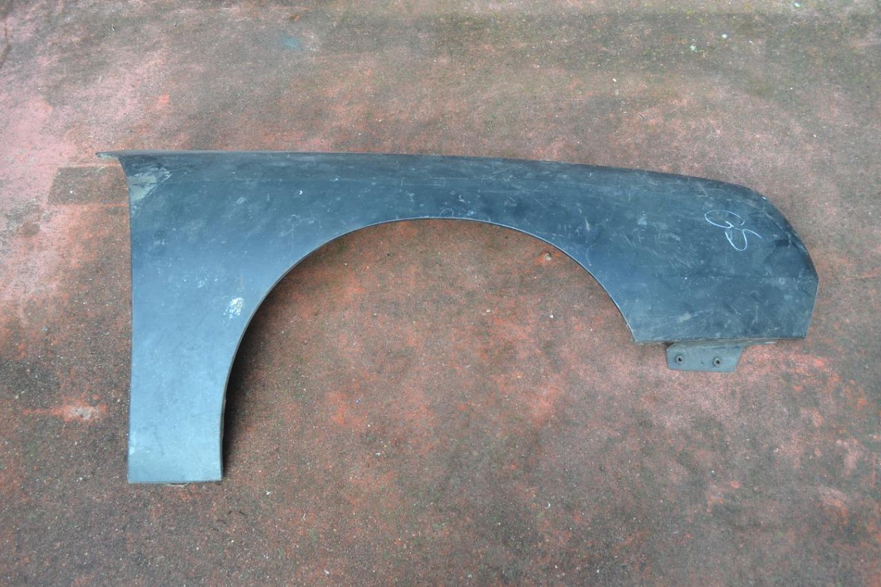 Aile AV DTE CITROEN GS LesAnciennes.com